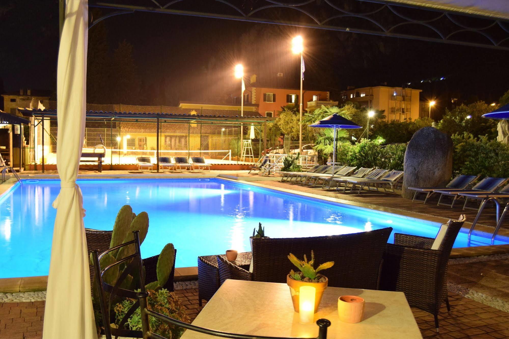 Residence Segattini 리바 델 이탈리아 베로나 외부 사진